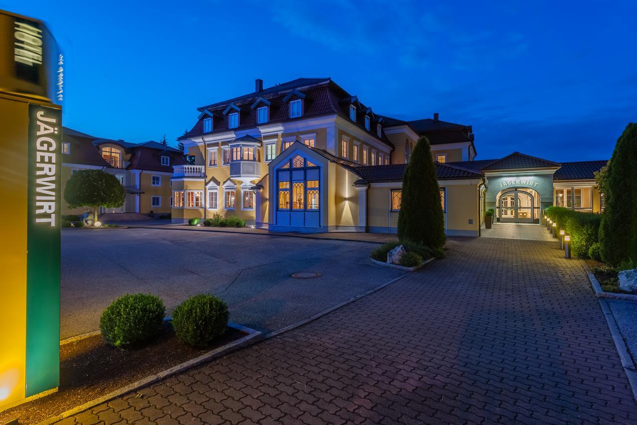 Gasthof Hotel Jaegerwirt Strasswalchen Exterior photo